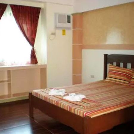 Apartelle De Francesca Puerto Galera Dış mekan fotoğraf