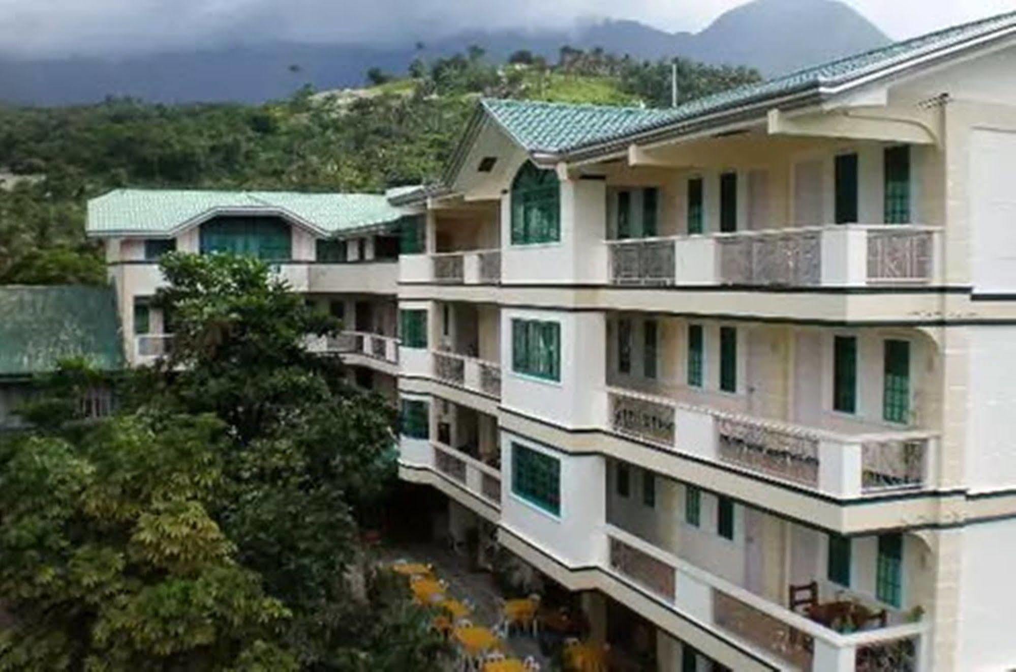 Apartelle De Francesca Puerto Galera Dış mekan fotoğraf